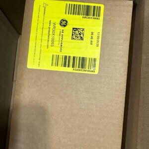 WR30X10093 ice maker GE OEM BRAND NEW with receipt from Marcone